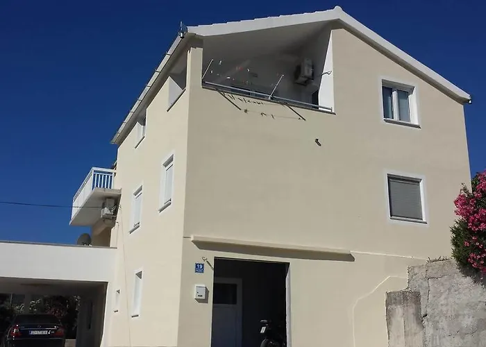 Apartments Kresic